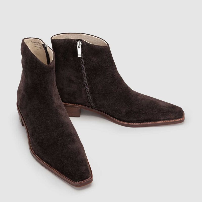 Chaos & Harmony Zenith Boot image number 1